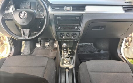 Skoda Rapid I, 2014 год, 650 000 рублей, 8 фотография