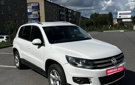 Volkswagen Tiguan I, 2012 год, 1 100 000 рублей, 2 фотография