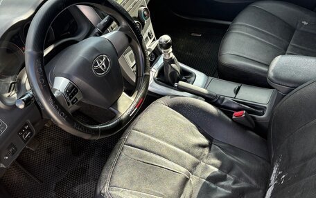 Toyota Corolla, 2011 год, 720 000 рублей, 13 фотография