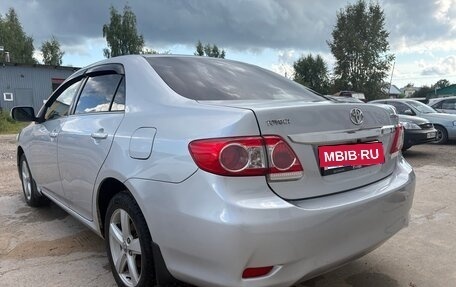 Toyota Corolla, 2011 год, 720 000 рублей, 4 фотография