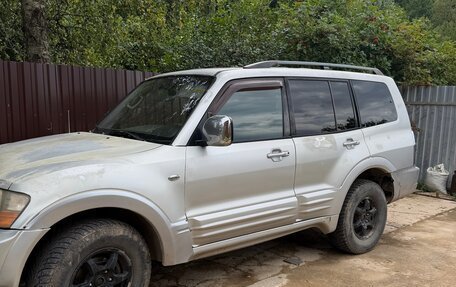 Mitsubishi Montero III, 2000 год, 350 000 рублей, 2 фотография