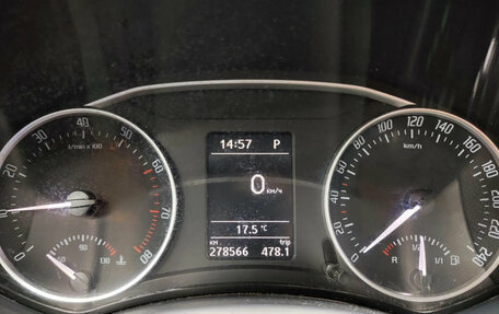 Skoda Octavia, 2011 год, 568 880 рублей, 10 фотография