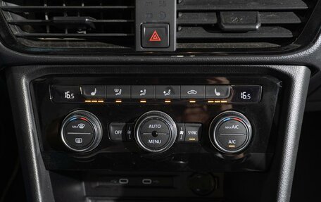 Volkswagen Taos, 2021 год, 2 369 000 рублей, 19 фотография