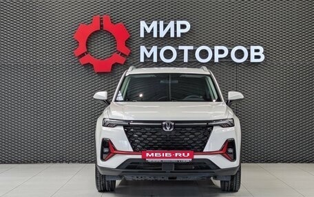Changan CS35 Plus, 2023 год, 1 850 000 рублей, 2 фотография
