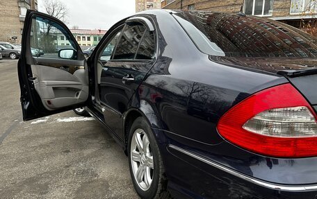 Mercedes-Benz E-Класс, 2006 год, 860 000 рублей, 5 фотография