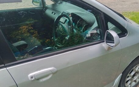 Honda Fit III, 2002 год, 280 000 рублей, 2 фотография