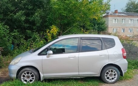 Honda Fit III, 2002 год, 280 000 рублей, 8 фотография