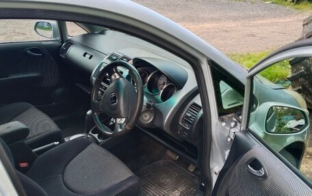 Honda Fit III, 2002 год, 280 000 рублей, 10 фотография