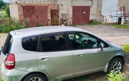 Honda Fit III, 2002 год, 280 000 рублей, 9 фотография