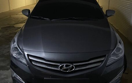 Hyundai Solaris II рестайлинг, 2015 год, 1 000 000 рублей, 1 фотография