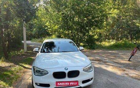 BMW 1 серия, 2011 год, 860 000 рублей, 1 фотография