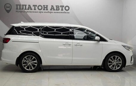 KIA Carnival III, 2019 год, 2 995 000 рублей, 4 фотография
