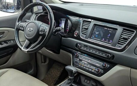 KIA Carnival III, 2019 год, 2 995 000 рублей, 12 фотография
