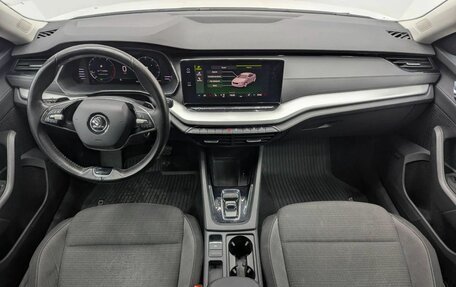 Skoda Octavia IV, 2021 год, 2 249 000 рублей, 12 фотография