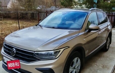 Volkswagen Tiguan II, 2020 год, 3 400 000 рублей, 2 фотография