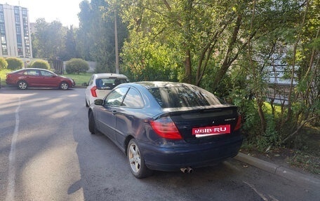 Mercedes-Benz C-Класс, 2002 год, 330 000 рублей, 4 фотография