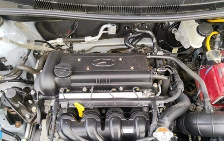 Hyundai Solaris II рестайлинг, 2013 год, 630 000 рублей, 7 фотография