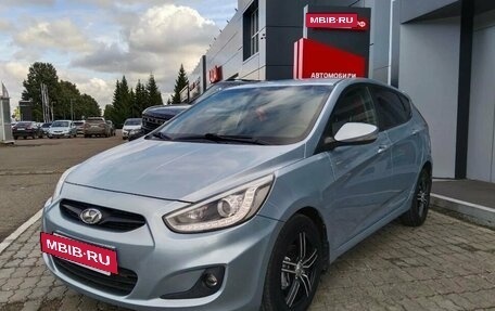 Hyundai Solaris II рестайлинг, 2013 год, 630 000 рублей, 3 фотография