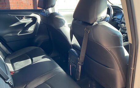 Toyota RAV4, 2019 год, 2 650 000 рублей, 5 фотография