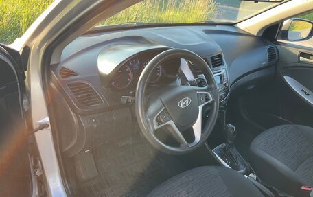 Hyundai Solaris II рестайлинг, 2015 год, 750 000 рублей, 6 фотография
