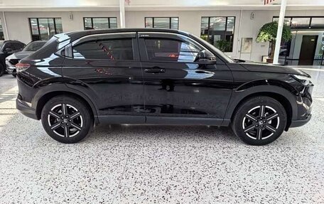 Honda Vezel, 2023 год, 1 842 000 рублей, 4 фотография