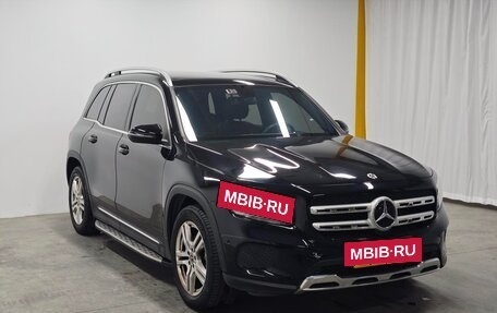 Mercedes-Benz GLB, 2023 год, 2 895 005 рублей, 3 фотография