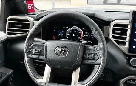 Toyota Sequoia, 2025 год, 13 990 000 рублей, 15 фотография