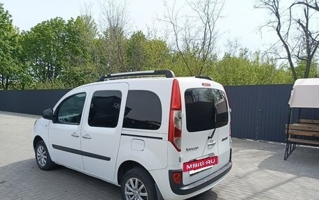 Renault Kangoo II рестайлинг, 2014 год, 875 000 рублей, 3 фотография