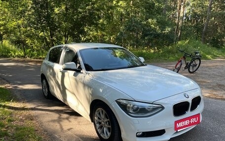 BMW 1 серия, 2011 год, 860 000 рублей, 2 фотография