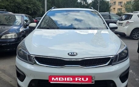 KIA Rio IV, 2020 год, 1 450 000 рублей, 2 фотография