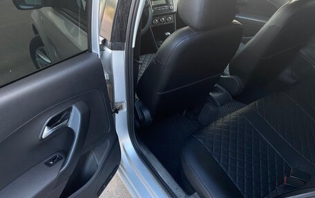 Volkswagen Polo VI (EU Market), 2011 год, 365 000 рублей, 16 фотография