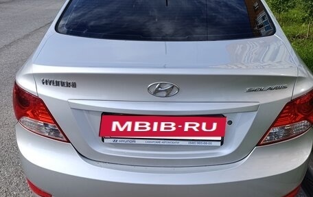 Hyundai Solaris II рестайлинг, 2013 год, 600 000 рублей, 3 фотография
