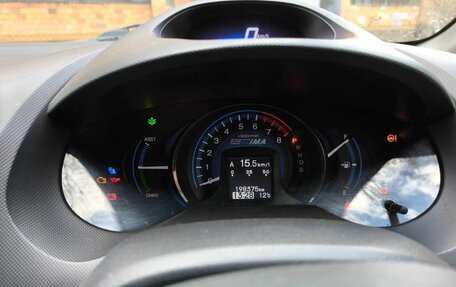 Honda Insight II рестайлинг, 2013 год, 945 000 рублей, 24 фотография