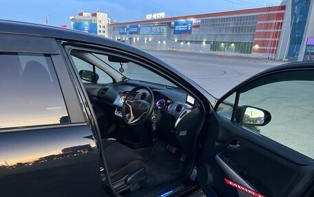 Honda Stream II, 2010 год, 1 100 000 рублей, 14 фотография