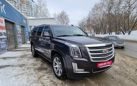 Cadillac Escalade IV, 2015 год, 3 200 000 рублей, 2 фотография