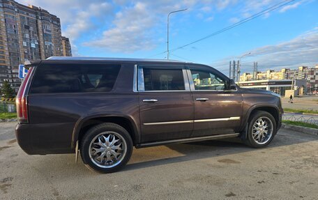 Cadillac Escalade IV, 2015 год, 3 200 000 рублей, 23 фотография