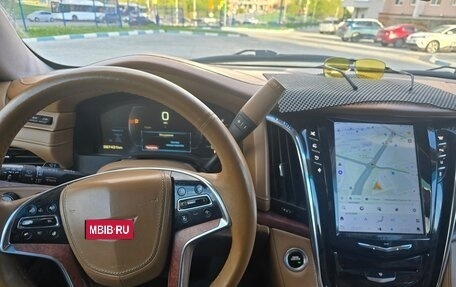 Cadillac Escalade IV, 2015 год, 3 200 000 рублей, 26 фотография