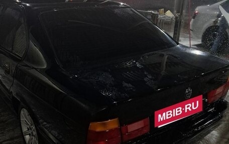 BMW 5 серия, 1990 год, 250 000 рублей, 11 фотография