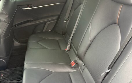 Toyota Camry, 2022 год, 3 550 000 рублей, 6 фотография