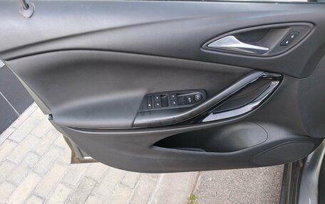 Opel Astra K, 2019 год, 1 170 000 рублей, 9 фотография