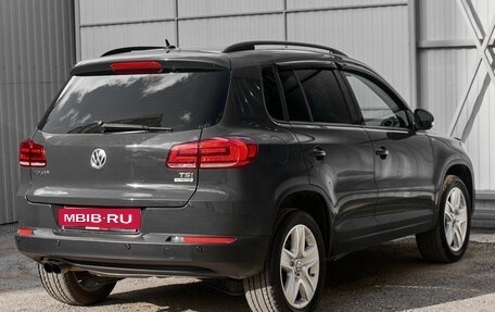 Volkswagen Tiguan I, 2015 год, 1 430 000 рублей, 6 фотография