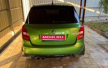 Skoda Fabia II, 2011 год, 700 000 рублей, 3 фотография