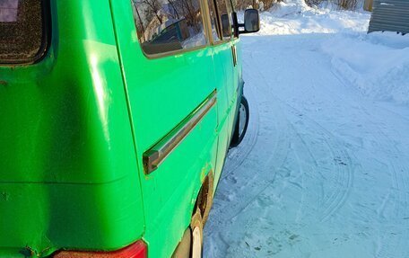 Volkswagen Caravelle T4, 1992 год, 320 000 рублей, 4 фотография