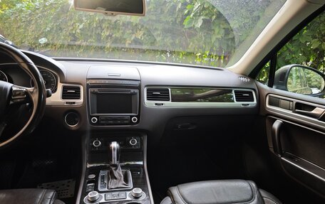 Volkswagen Touareg III, 2015 год, 2 950 000 рублей, 12 фотография