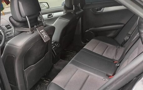 Mercedes-Benz C-Класс, 2010 год, 1 300 000 рублей, 7 фотография