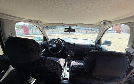 Volkswagen Golf IV, 2003 год, 350 000 рублей, 21 фотография