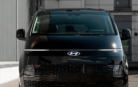 Hyundai Staria, 2025 год, 6 490 000 рублей, 4 фотография