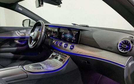 Mercedes-Benz CLS, 2021 год, 6 700 000 рублей, 15 фотография