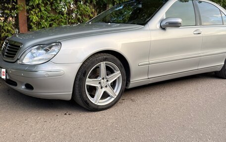 Mercedes-Benz S-Класс, 2001 год, 950 000 рублей, 3 фотография