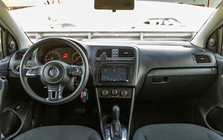 Volkswagen Polo VI (EU Market), 2013 год, 798 000 рублей, 13 фотография